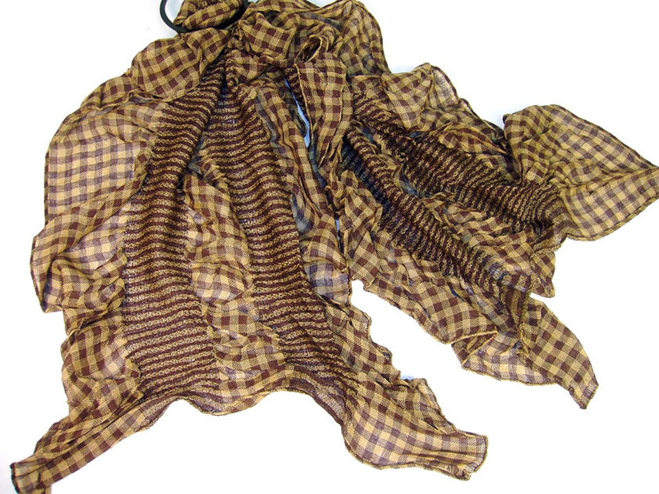 Ruffled Checkered Print Scarf
