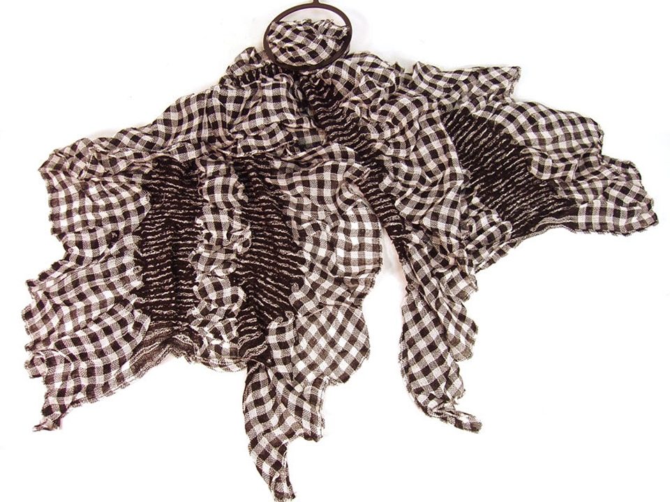 Ruffled Checkered Print Scarf