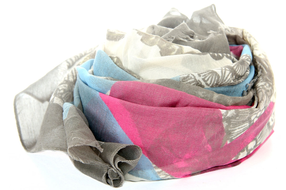 Artsy Pearls & Rings Print Polyester Scarf